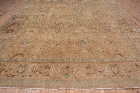 Antique Sivas Area Rug (11' x 12')